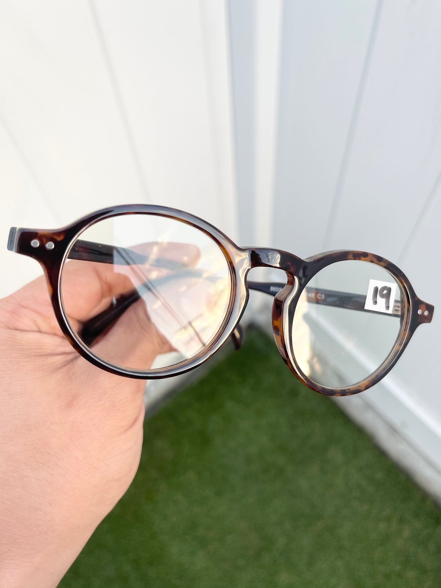The Four Eye Co. #8608