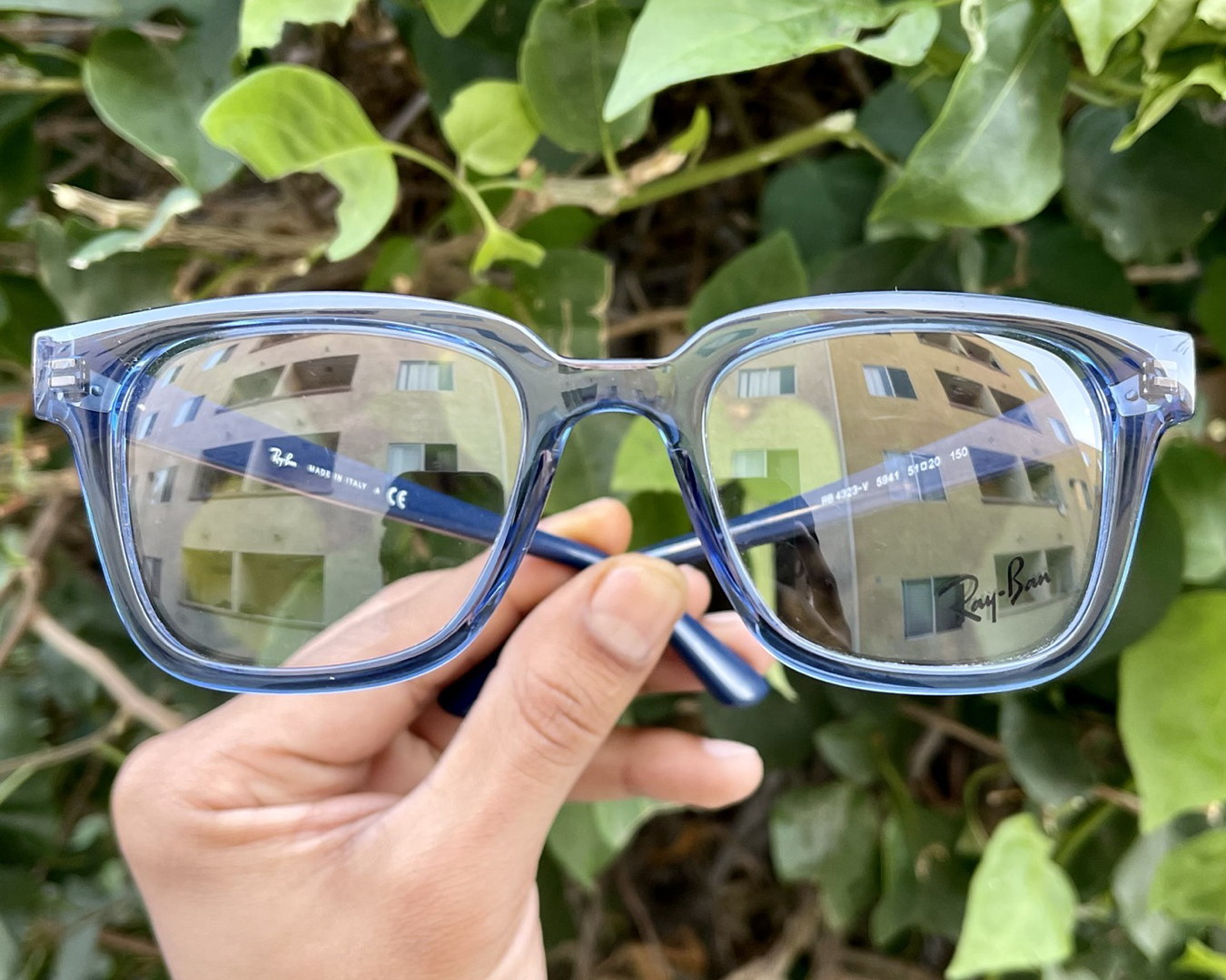Ray Ban #4323V